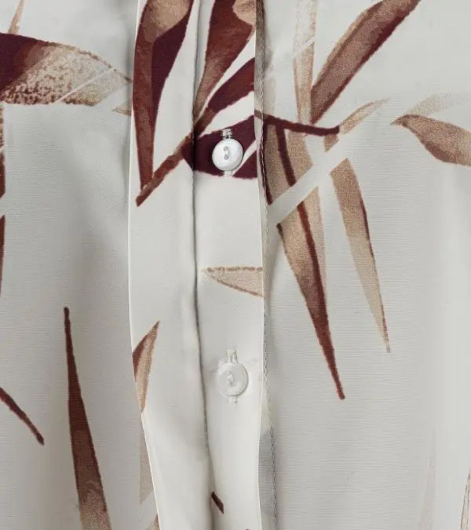 شومیز یقه شکاری