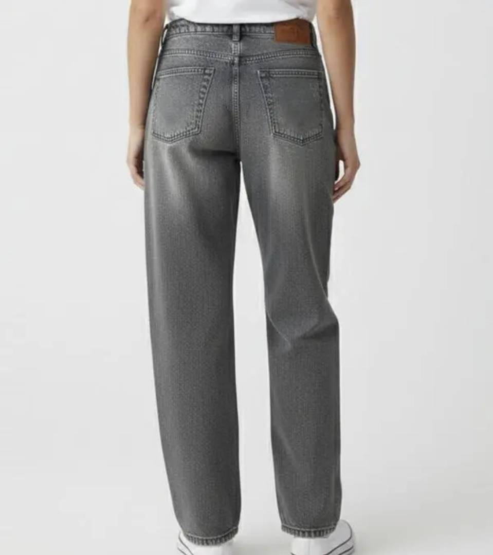 شلوار جین نیم بگ